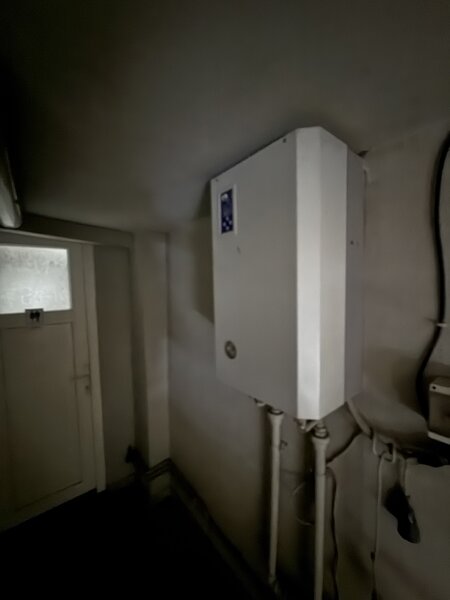 Voluntari (Metro) Hala echipata pentru service auto tinichigerie-vopsitorie